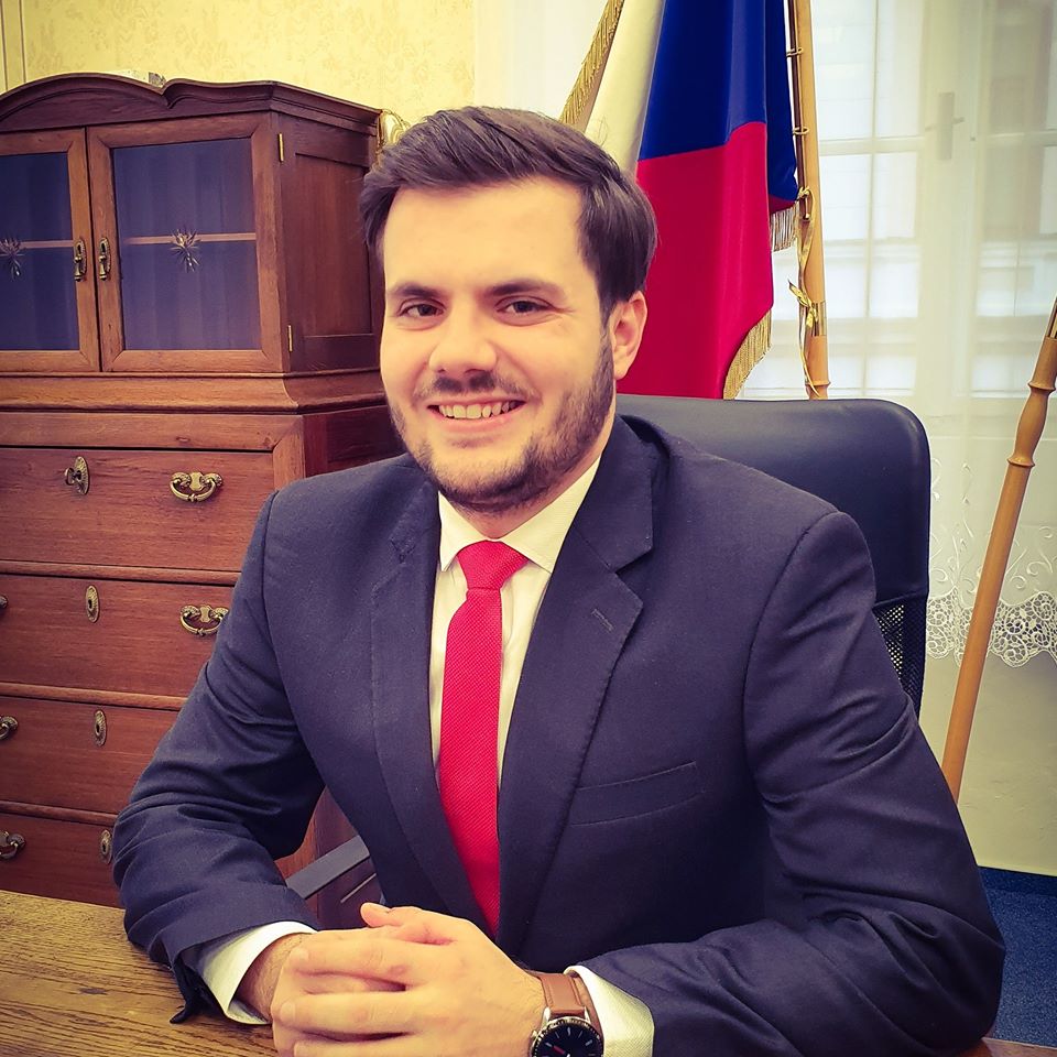 Město Chrast žaluje firmu patřící chrudimskému starostovi Pilnému