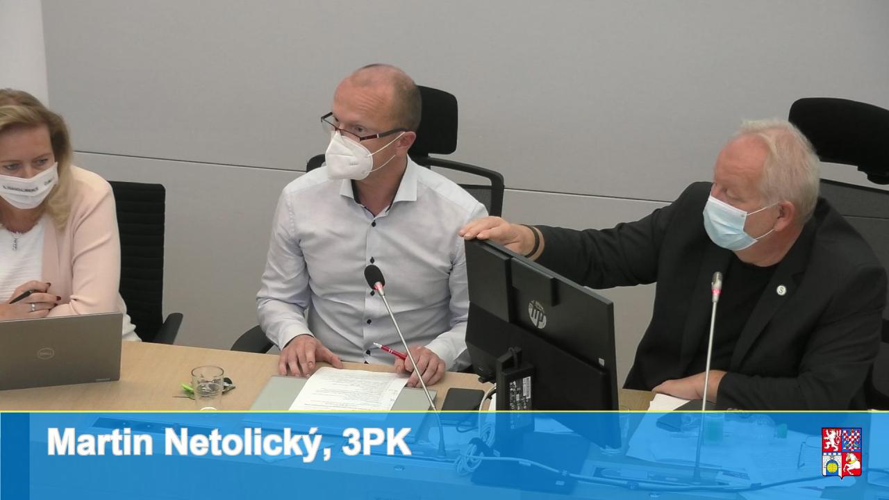 Placené volno jako kompenzace za problémy po očkování je populismus?