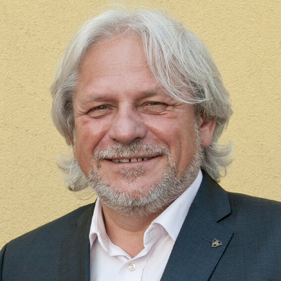 Jaroslav Matýs: Mohou se narodit zlé, od narození bezhraniční povahy. Takové dítě se nedá léčit, není to duševní porucha, ale osobnostní rys.
