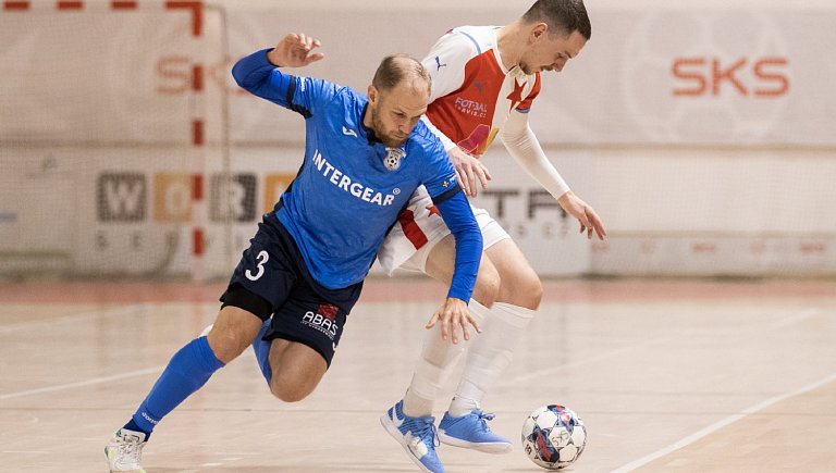 Zase o krok blíže vítězství v základní části! O bodech rozhodovaly neproměněné penalty
