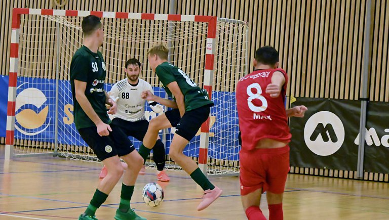 Liga odstartovala strachováním se o povinnou výhru proti Žabinským Vlkům