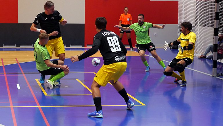 Místo dramatického derby vraždění neviňátek