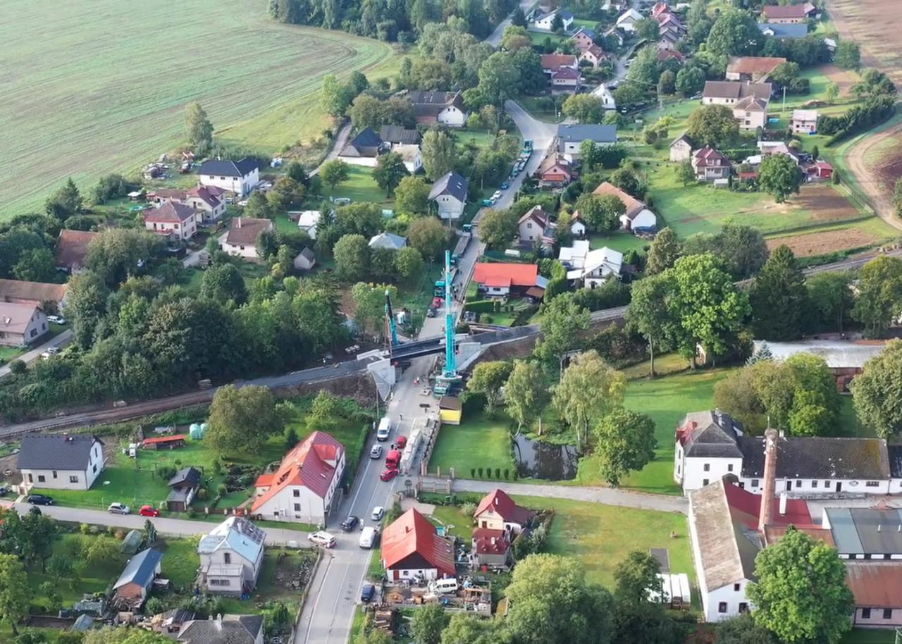 Nový most v Holetíně otevřel zapovězenou cestu kamionům