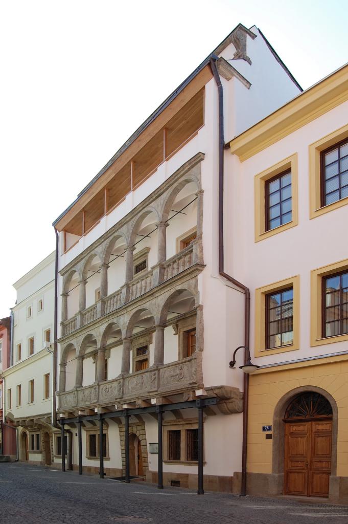 V muzeu loutek vystoupí hudební skupina Vltava