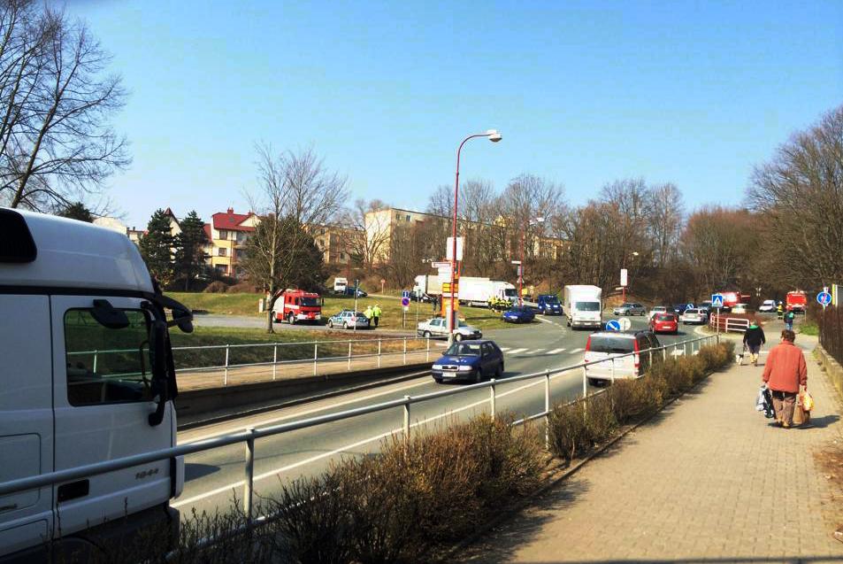 Pozor na uzavřený chodník v Čáslavské ulici!