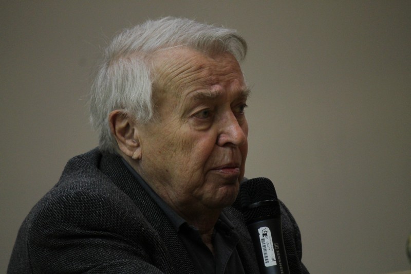 Pavel Kohout: Chceš vrátit k moci hanebné a nekajícné komunisty?