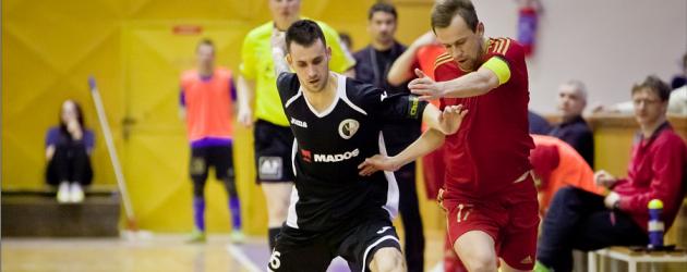 Východočeské derby ve znamení souboje prvního týmu s posledním