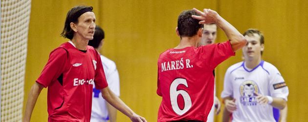 Před play-off naposledy doma. Souboj prvního s posledním slibuje střeleckou show