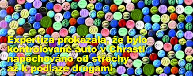 Expertíza prokázala, že bylo kontrolované auto v Chrasti napěchováno od střechy až k podlaze drogami