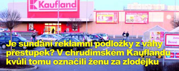 Je sundání reklamní podložky z váhy přestupek? V chrudimském Kauflandu kvůli tomu označili ženu za zlodějku