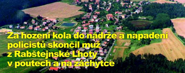 Za hození kola do nádrže a napadení policistů skončil muž z Rabštejnské Lhoty v poutech a na záchytce