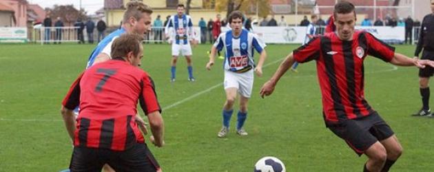 První změny: Dostálek se vrací do Pardubic, na zkoušku s ním putuje i Mastík