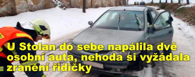 U Stolan do sebe napálila dvě osobní auta, nehoda si vyžádala zranění řidičky 