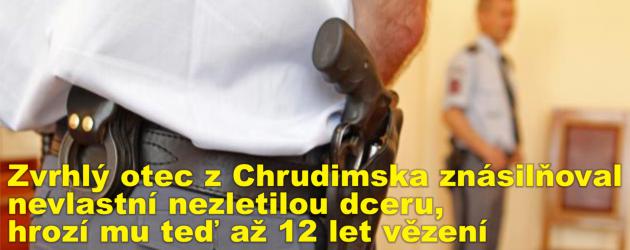 Zvrhlý otec z Chrudimska znásilňoval nevlastní nezletilou dceru, hrozí mu teď až 12 let vězení