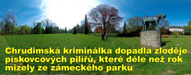 Chrudimská kriminálka dopadla zloděje pískovcových pilířů, které déle než rok mizely ze zámeckého parku