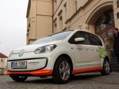 Krajští úředníci by co nevidět měli začít používat při svých cestách zapůjčený elektromobil