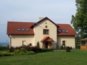 Městské lesy Chrudim začaly nově nabízet vánoční stromky, vyjdou levněji, ale zájemci si pro ně musí přijet