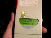 Opilá řidička, která kličkovala s autem po silnici, nadýchala téměř dvě promile 