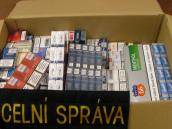Celníci odhalili prodej cigaret bez platných kolků