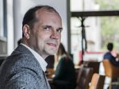 Profesor Ivo Budil: Mohli jsme být bohatou zemí, ale nepovedlo se to. Havel nepochopil, že musíme mít důstojné postavení ve světovém řádu