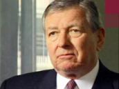 Bývalý ministr spravedlnosti USA Ashcroft se bude dnes v Chrudimi zajímat o průmyslovou zónu