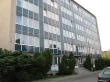 Neoznačený výkop v Poděbradově ulici zaváněl nebezpečím úrazu pro chodce