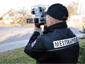 Strážníci koupí za 360 tisíc korun nový radar k měření rychlosti, který stihne měřit rychlost v obou směrech