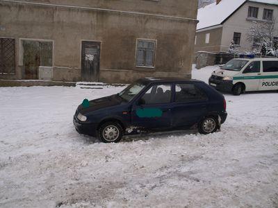V Rohozné ujel z místa dopravní nehody její viník - přihlásí se teď policii svědci?