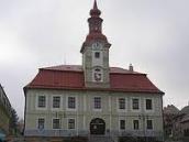 Hlinsku se podařilo s přispěním Nadace ČEZ osvětlit přechody pro chodce v Adámkově ulici a na Tylově náměstí