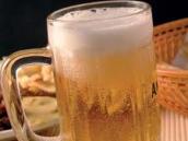 Bezdomovec zmožený alkoholem dělal za bílého dne ostudu "Loutkářské Chrudimi"