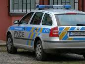 Dřevěná kárka naložená kovovým šrotem hledá svého majitele, zatím ji má u sebe policie 