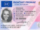 Chrudimáci s výměnou řidičských průkazů, jimž končí platnost, příliš nespěchají, nepřišly ještě stovky lidí