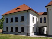 Nejpočetnější soukromá sbírka výtvarného umění je v Galerii Cyrany