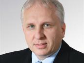 Starosta Soušek terčem kritiky za pochvalu referenda přímo na Krymu, kam měl odletět za ruské peníze