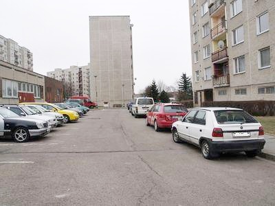 Policie žádá svědky dopravní nehody, k níž došlo v Chrudimi Na Šancích, o pomoc