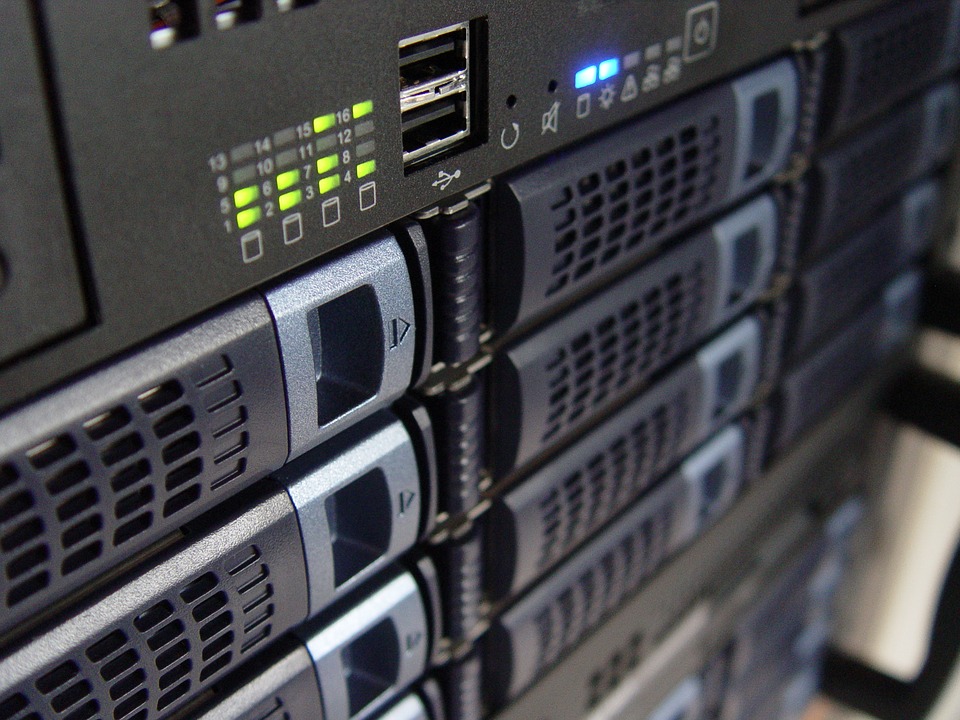 Havárii městského serveru za tři sta tisíc se prý nedalo předejít