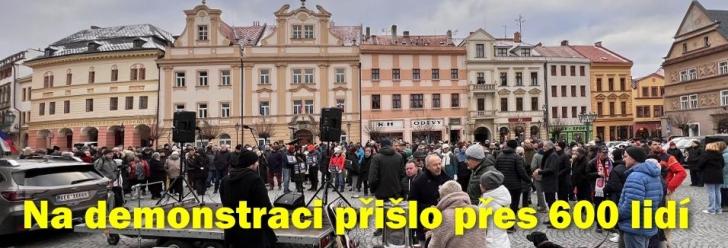 Na demonstraci v Chrudimi přišlo přes 600 lidí