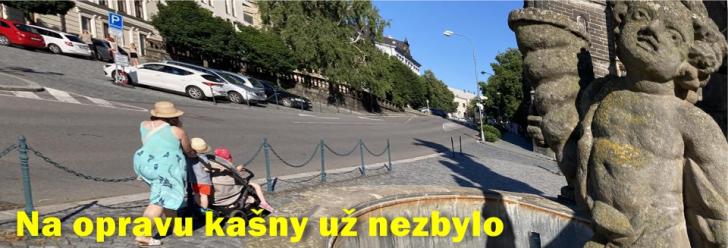 Oprava kašny na náměstí se prodraží a hned tak nebude