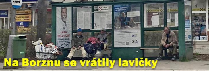 Na Borznu se vrátily lavičky