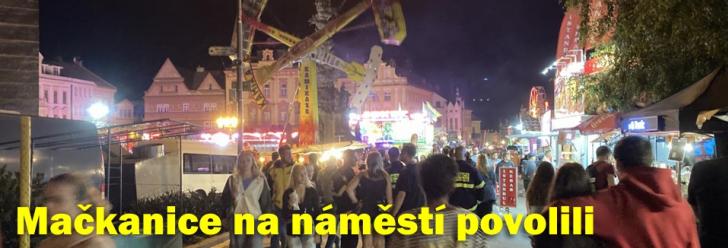 Odsouhlaseno – mačkanice na náměstí bude zas. Novou atrakci postaví přímo před radnicí