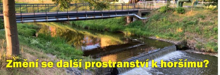 Změní se další veřejné prostranství k horšímu? Starosta využil příležitost k propagaci zakopání horkovodu