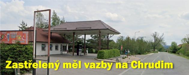 Muž, který se zastřelil na benzince, měl vazby na Chrudim