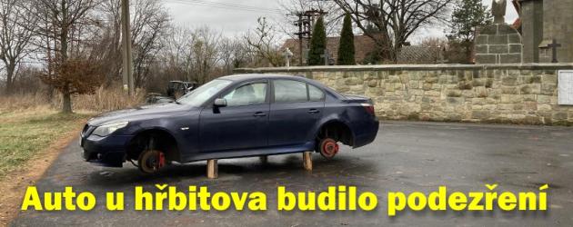 Auto děsilo řidiče u hřbitova