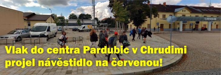 Vlak projel ve stanici Chrudim na červenou