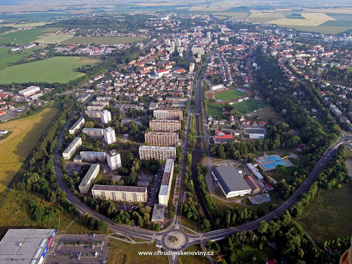 Stadion V Průhonech by mohl opět nést jméno Emila Zátopka