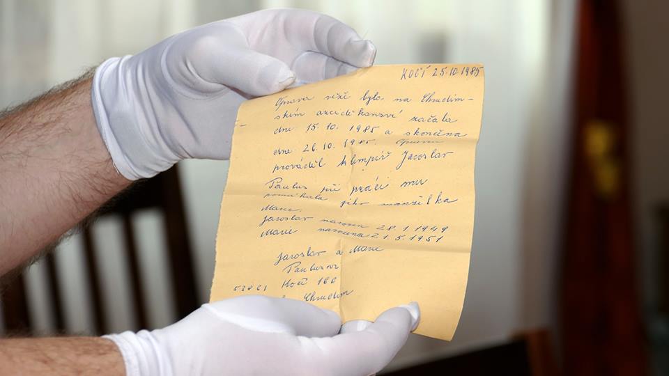 Na faře objevena schránka se vzkazem budoucím generacím