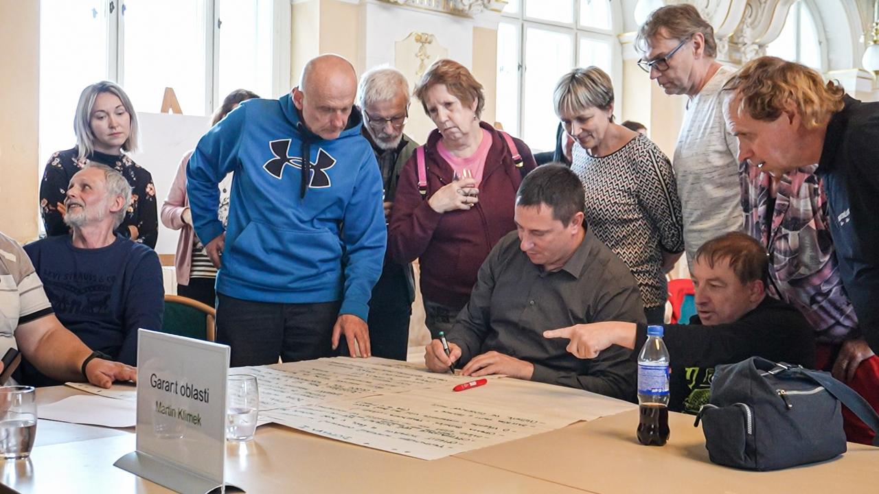 Z Desatera problémů města Chrudim se stala kamufláž