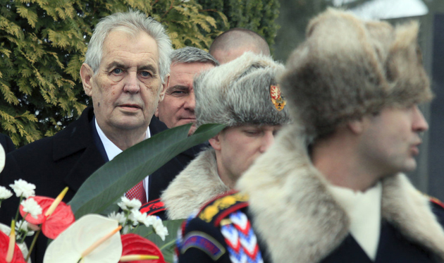 Zemanova první pětiletka: Prezident rozkladu. Ohlédnutí Adama Drdy